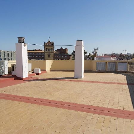 Misterhost San Bernardo Jardines De Murillo Seville Ngoại thất bức ảnh
